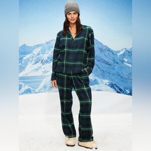 Old Navy Plaid Flannel Pajama Pant Set
for Women